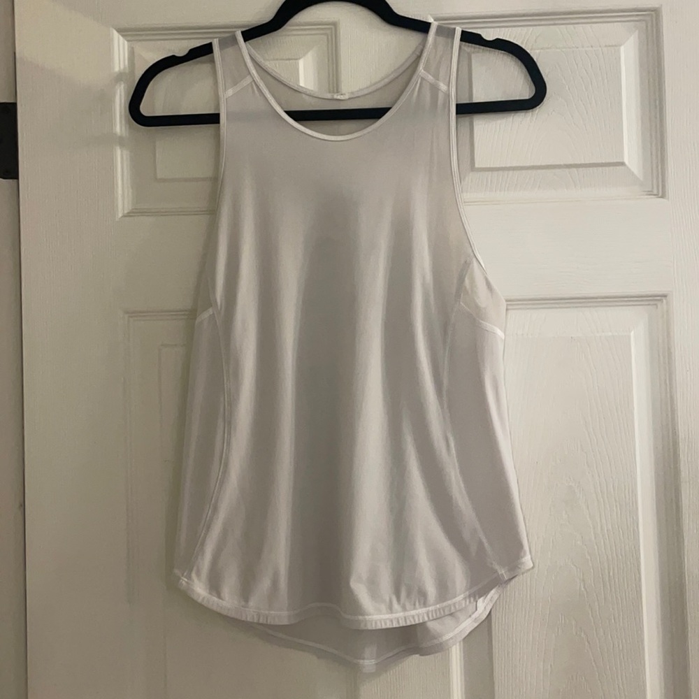 Lululemon women’s tank top size 6